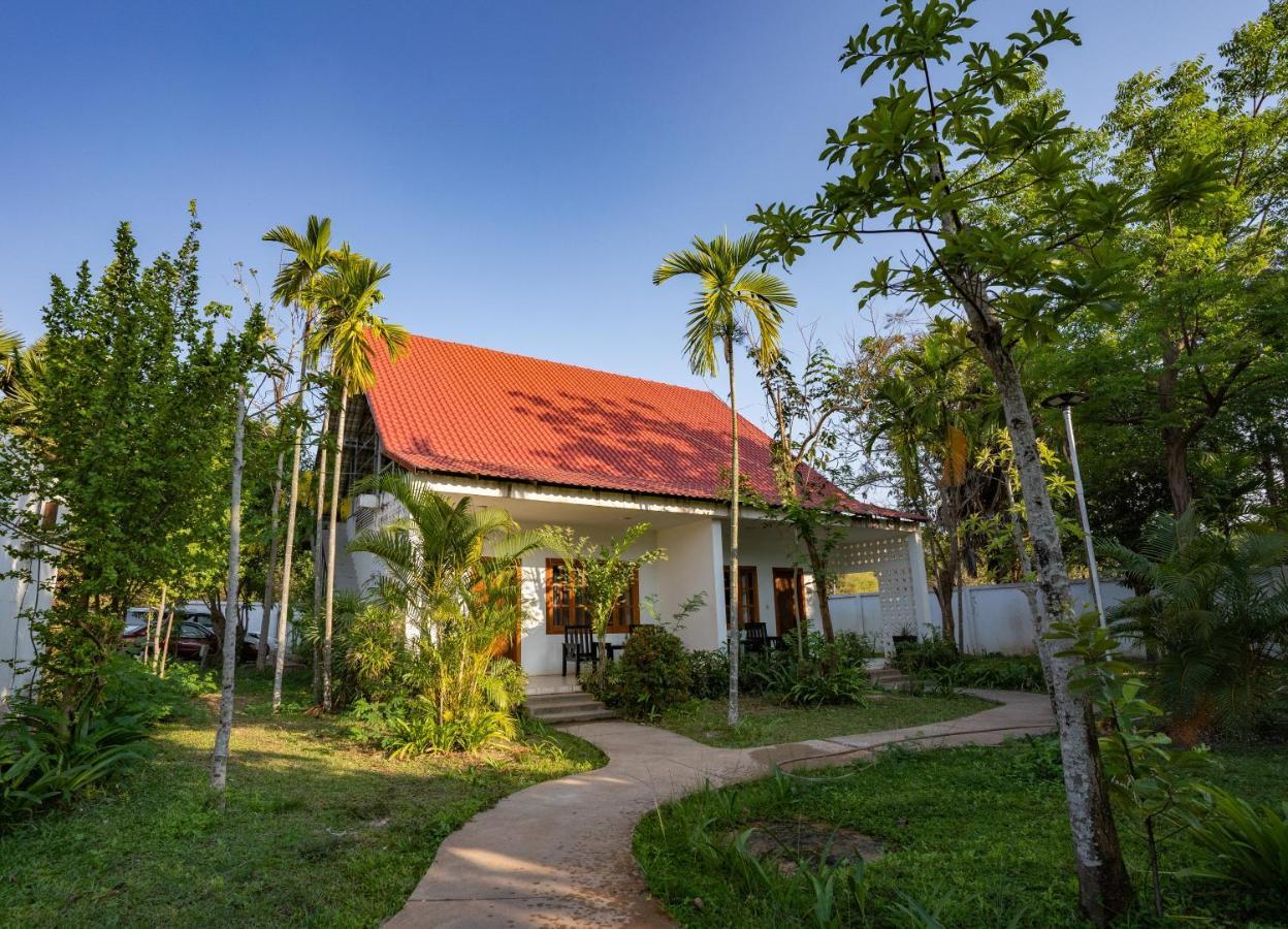 Amazing Smile Angkor Resort Siem Reap Exterior photo